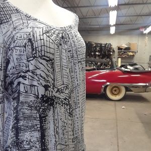 Black and White Top by Investments, Size Large, Polyester and Spandex